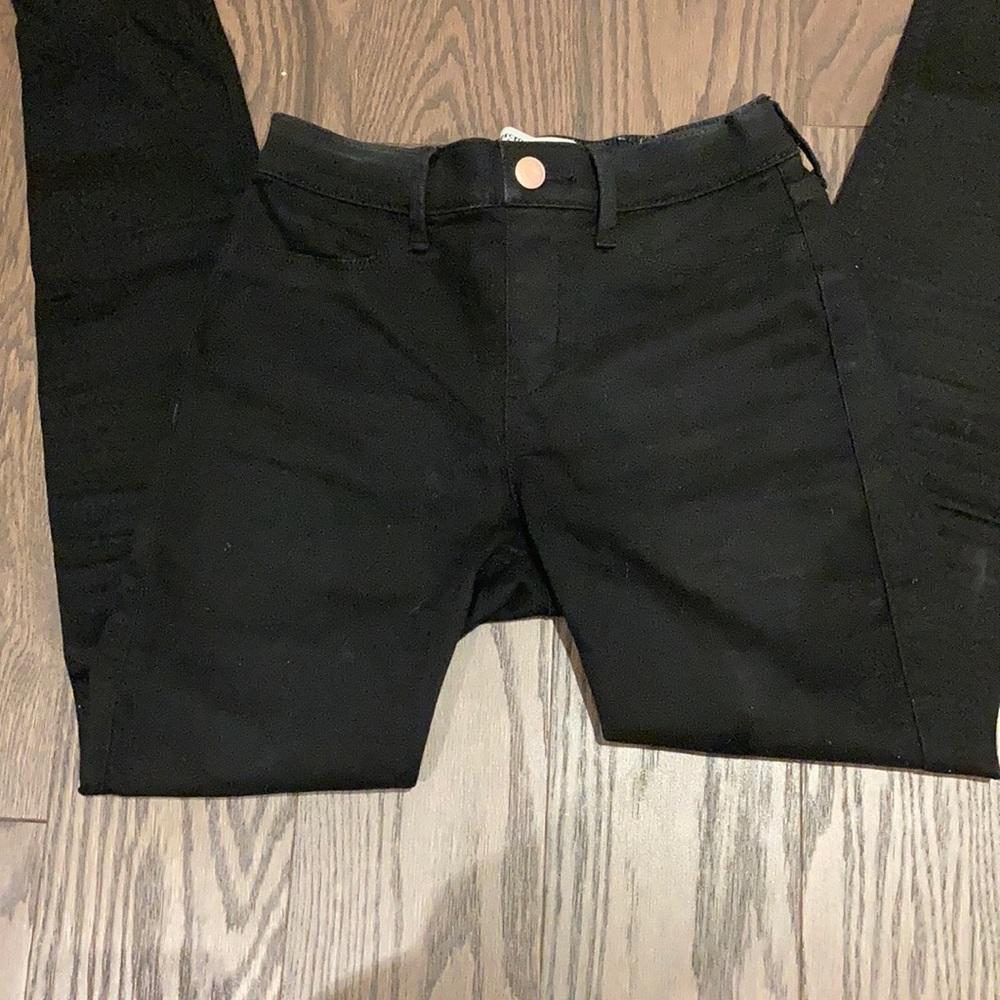 Black jeggings